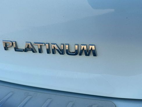 Used 2020 Nissan Pathfinder Platinum w/ Cargo Package image 5