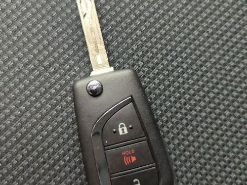 Used 2025 Toyota RAV4 LE image 27