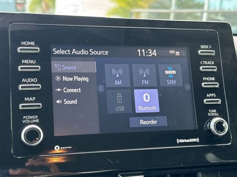 Used 2022 Toyota Camry SE FWD image 23