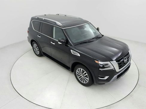 Used 2024 Nissan Armada SL w/ Captain's Chairs Package RWD image 19