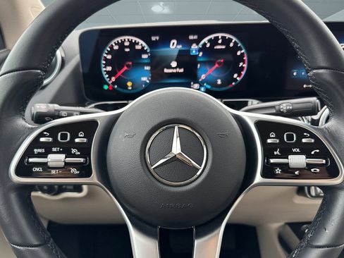 Certified 2023 Mercedes-Benz GLA 250 4MATIC image 14