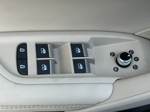 Used 2025 Audi Q5 2.0T Premium Plus w/ Premium Plus Package image 67