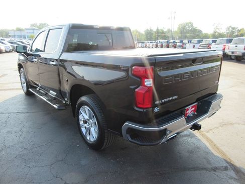 Certified 2019 Chevrolet Silverado 1500 LTZ AWD/4WD image 10