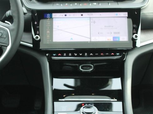 New 2026 Jeep Grand Cherokee Altitude AWD/4WD image 7