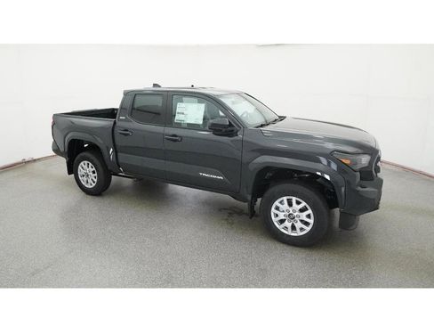 New 2025 Toyota Tacoma SR5 image 12