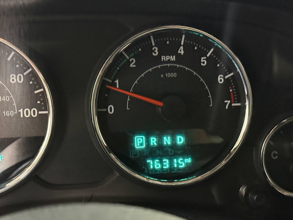 Used 2018 Jeep Wrangler Unlimited Sahara AWD/4WD image 79