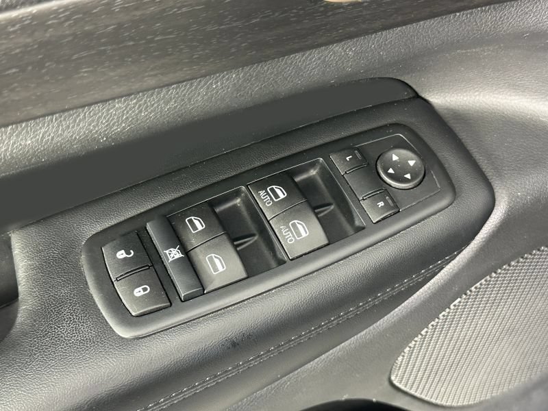 Used 2015 Jeep Grand Cherokee Laredo w/ Quick Order Package 23E AWD/4WD image 74