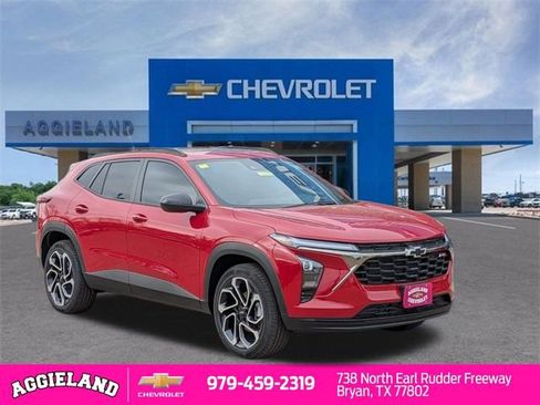 New 2026 Chevrolet Trax RS w/ Sunroof Package FWD image 38