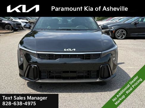 New 2026 Kia K4 GT-Line w/ GT-Line Sunroof Package FWD image 2