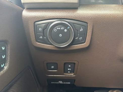 Used 2022 Ford F350 King Ranch w/ Tremor Off-Road Package AWD/4WD image 21