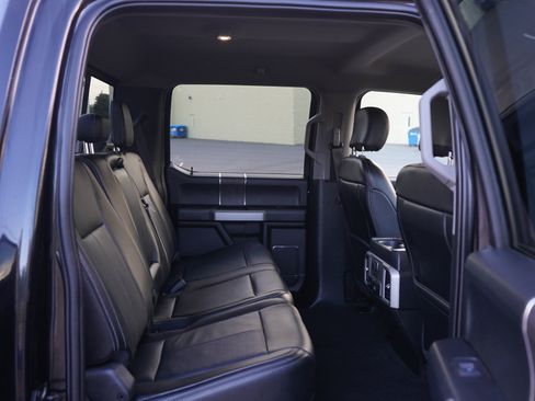 Used 2020 Ford F250 Lariat w/ Tremor Off-Road Package AWD/4WD image 12