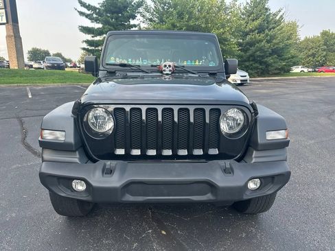 Used 2021 Jeep Wrangler Unlimited Sport AWD/4WD image 2