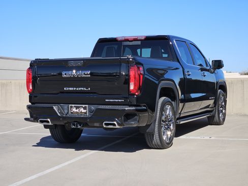 Used 2024 GMC Sierra 1500 Denali Ultimate image 8