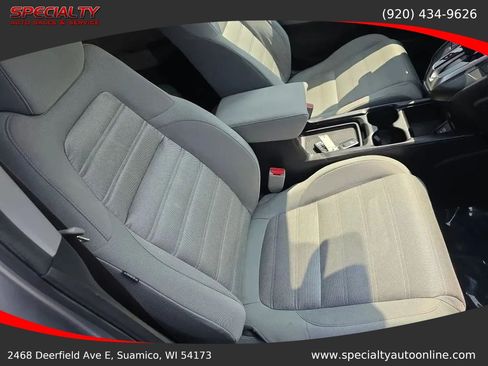 Used 2019 Honda CR-V EX image 41