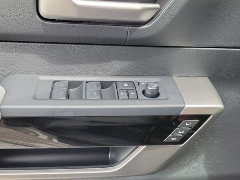 New 2026 Toyota Tundra Limited AWD/4WD image 19