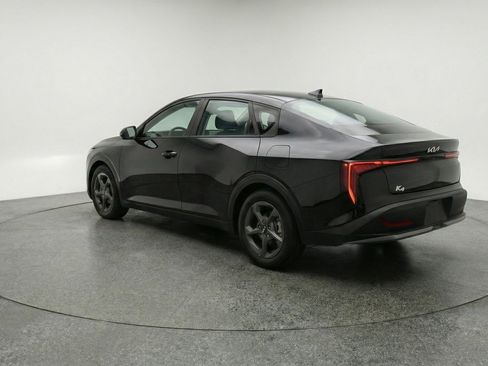 Used 2025 Kia K4 FWD image 6