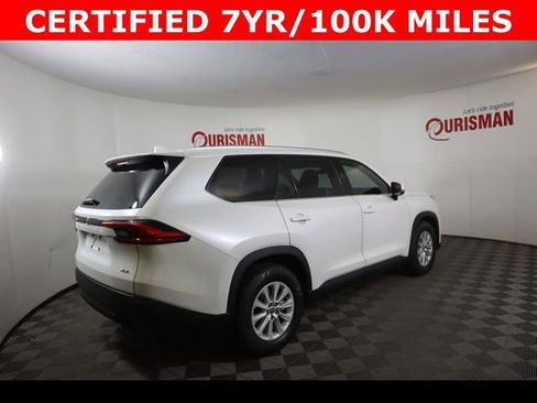 Used 2024 Toyota Grand Highlander FWD image 11