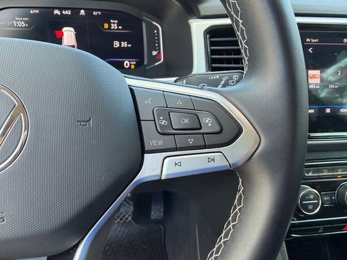 Used 2022 Volkswagen Atlas SE image 11