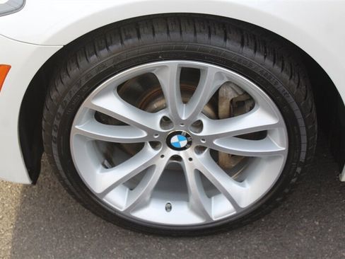 Used 2016 BMW 535i xDrive Sedan AWD/4WD image 28