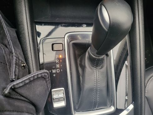 Used 2025 MAZDA CX-5 AWD 2.5 S w/ Preferred Package image 8