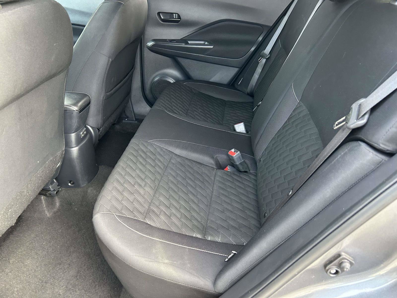 Used 2022 Nissan Kicks S FWD image 13