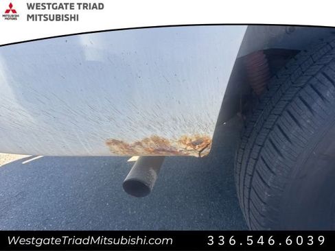 Used 2004 Chevrolet Suburban LS w/ Preferred Equipment Group image 11