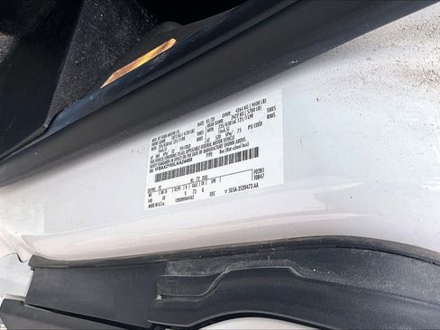 Used 2020 Ford Transit 350 XLT RWD image 5