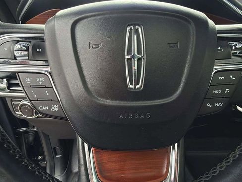 Used 2020 Lincoln Navigator Reserve AWD/4WD image 12