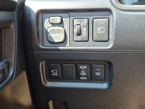 Used 2024 Toyota 4Runner TRD Off-Road Premium w/ Off Road Premium Plus Package AWD/4WD image 18