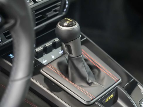 Certified 2026 Porsche 911 GT3 RWD image 31