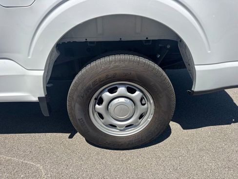 Used 2025 Ford F150 XL AWD/4WD image 3