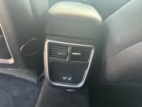 Used 2018 Chrysler 300 Touring w/ Sport Appearance Package RWD image 16