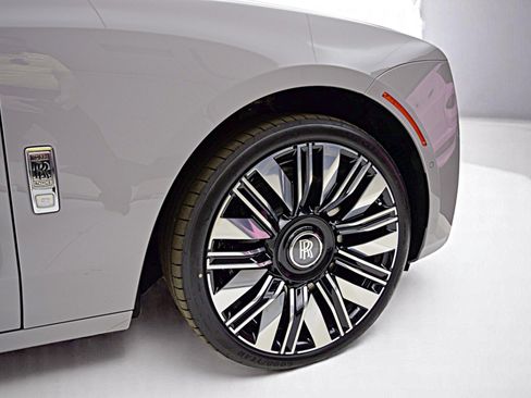Used 2025 Rolls-Royce Ghost AWD/4WD image 20
