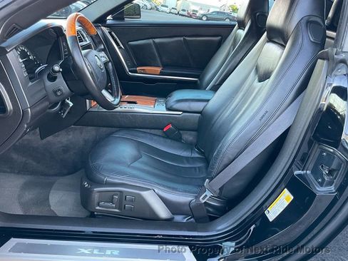 Used 2008 Cadillac XLR RWD image 11