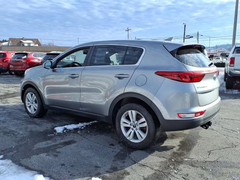 Used 2019 Kia Sportage LX image 4