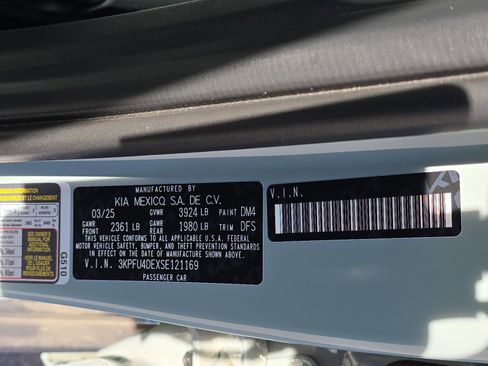 Used 2025 Kia K4 EX image 35