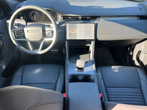 New 2025 Land Rover Discovery Sport Dynamic SE image 26