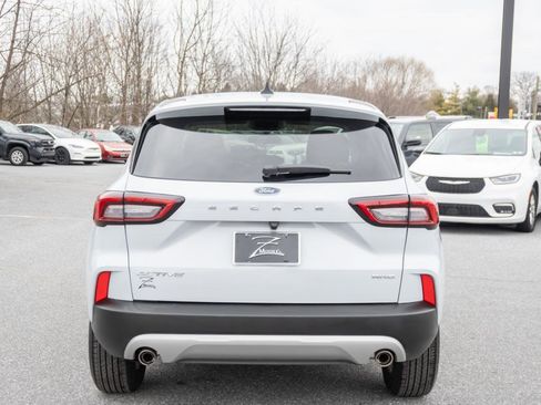Used 2025 Ford Escape Active image 10