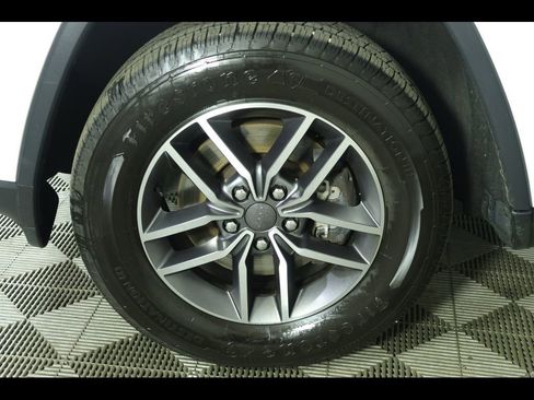 Used 2021 Jeep Grand Cherokee Limited image 12