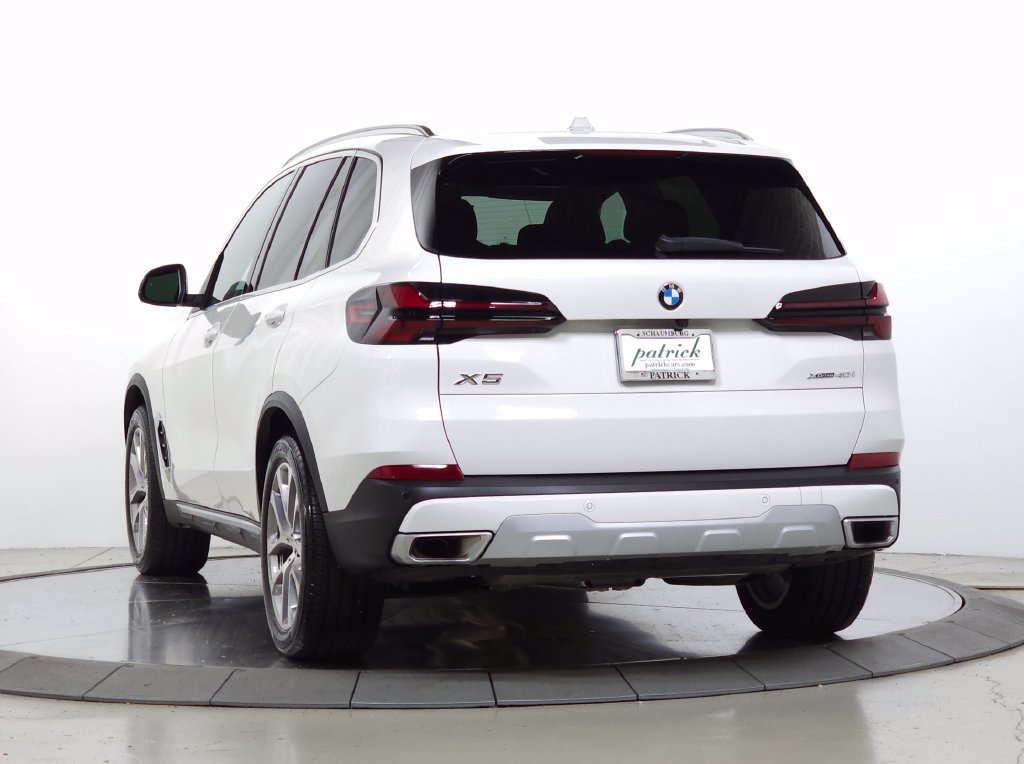 Used 2026 BMW X5 xDrive40i w/ Parking Assistance Package AWD/4WD image 6
