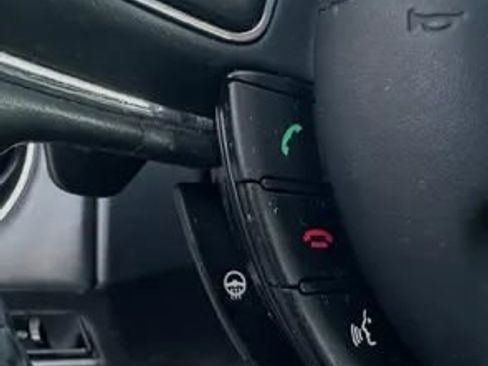 Used 2013 Jaguar XJ AWD image 19