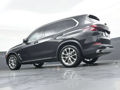 Used 2024 BMW X5 sDrive40i w/ Premium Package RWD image 34