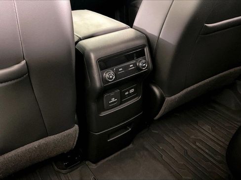 Used 2021 GMC Acadia SLT w/ LPO, Adventure Package AWD/4WD image 35