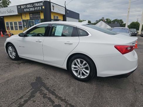 Used 2017 Chevrolet Malibu LT image 16