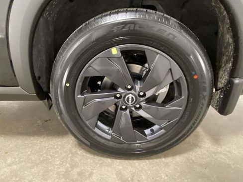 New 2026 Nissan Rogue SV image 7