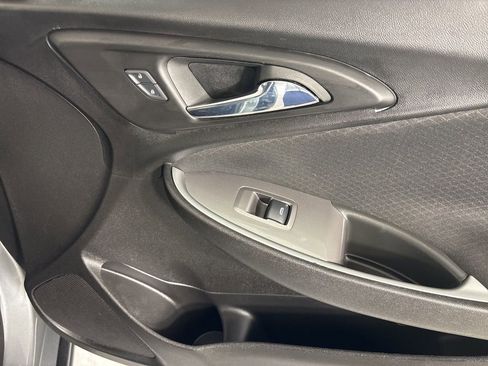 Used 2023 Chevrolet Malibu LT FWD image 18