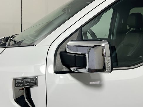 Used 2023 Ford F150 Lariat AWD/4WD image 12