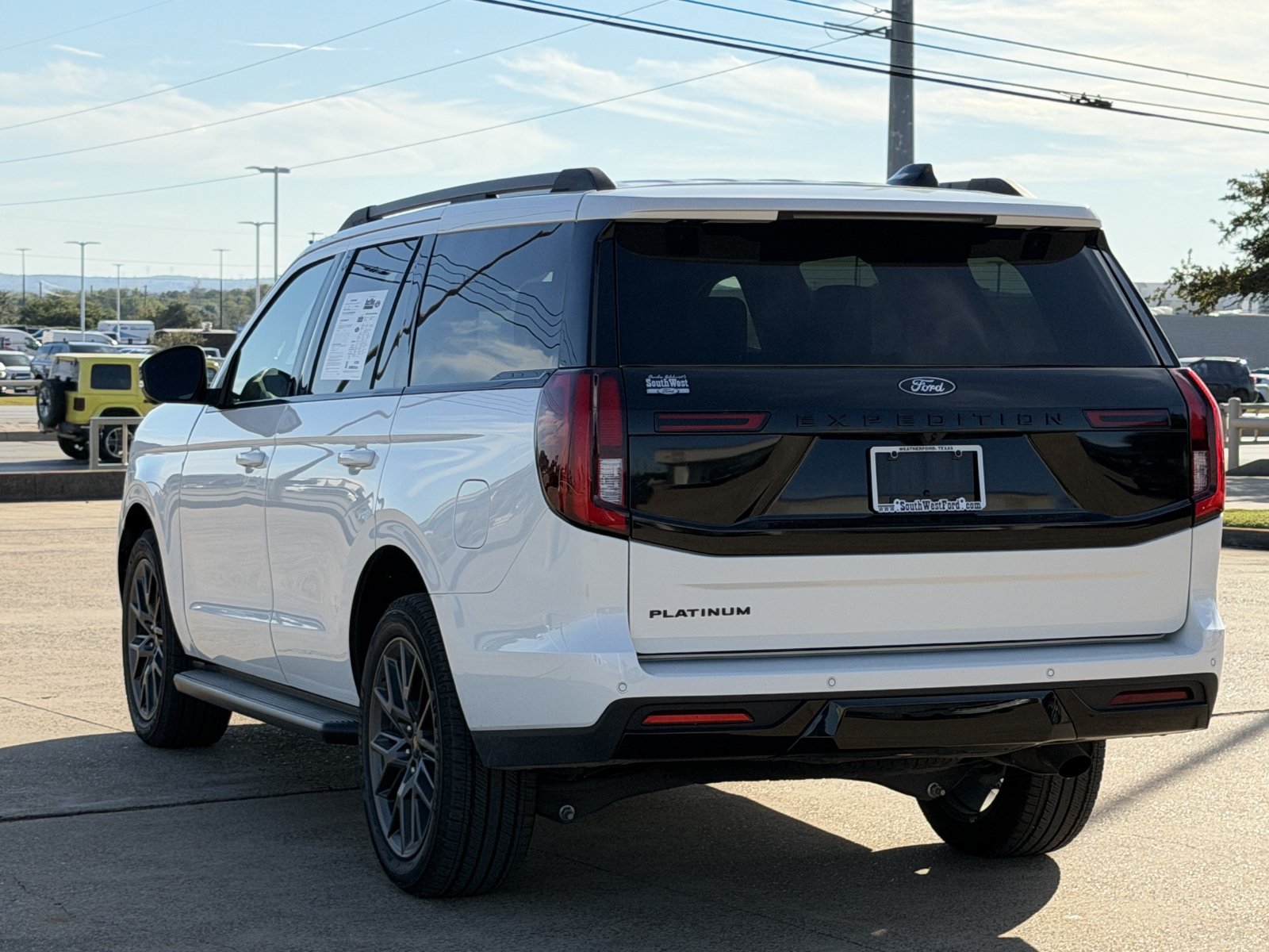 Used 2026 Ford Expedition Platinum w/ Stealth Appearance Package AWD/4WD image 6
