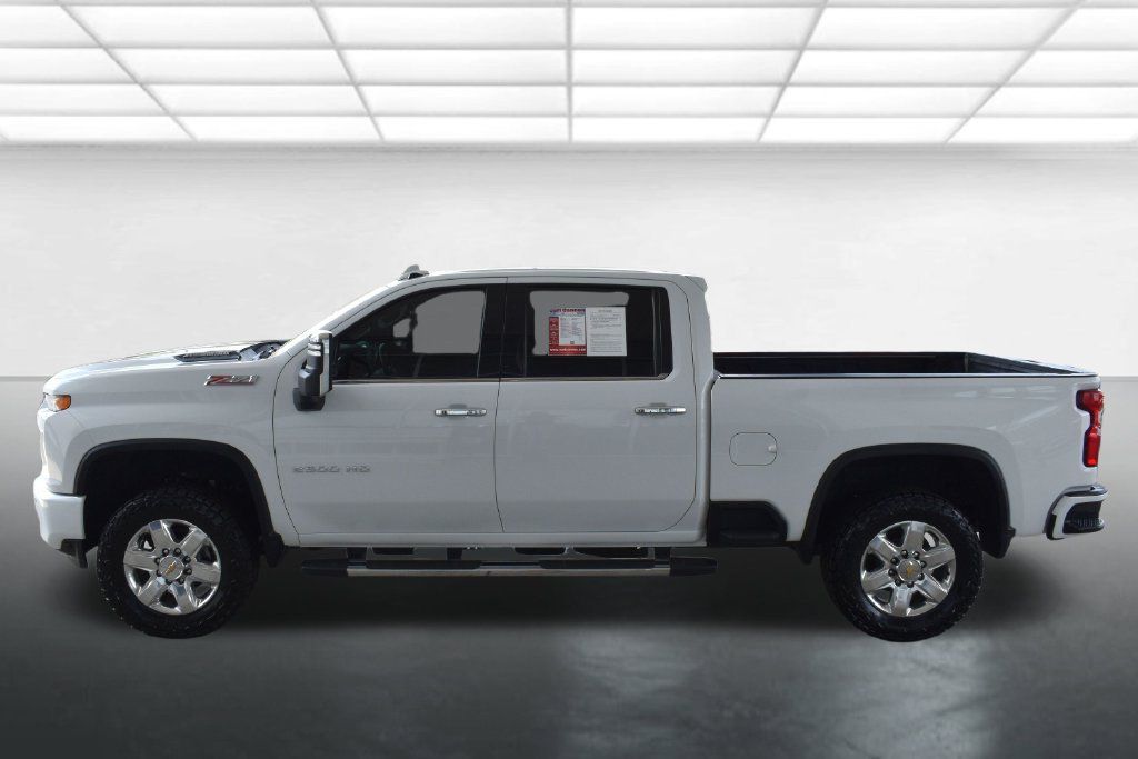 Used 2021 Chevrolet Silverado 2500 LTZ w/ Z71 Chrome Sport Edition AWD/4WD image 11