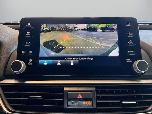 Used 2021 Honda Accord Sport image 13